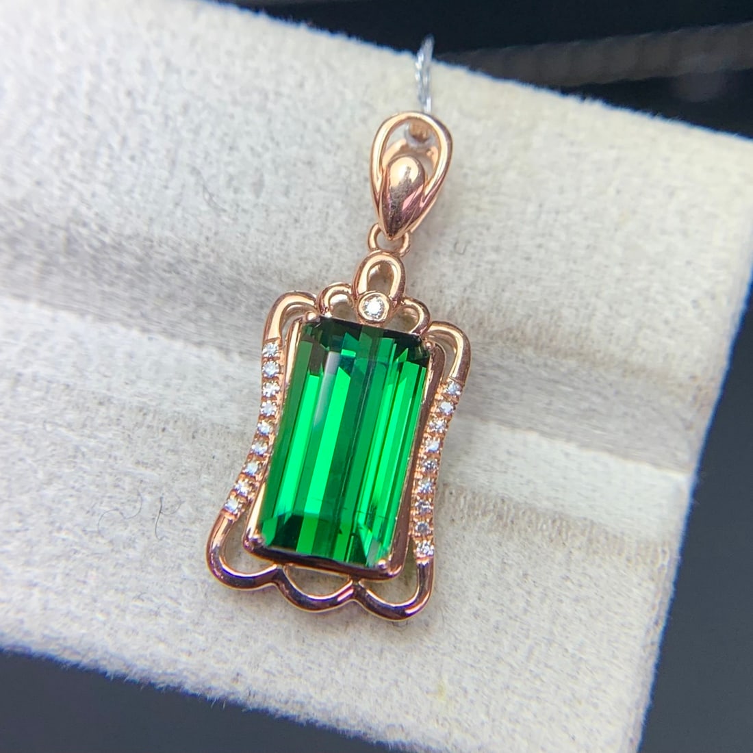 14k Gold 2.9 Ct Natural Tourmaline & Diamond Pendant( Without Chain ) - 3