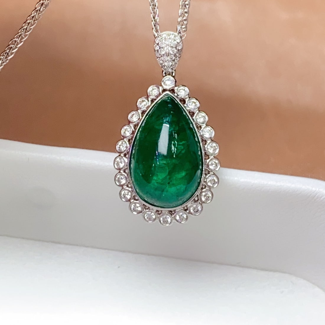 14k Gold 6.50 Ct Natural Emerald & Diamond Pendant( Without Chain ) (1 of 5)