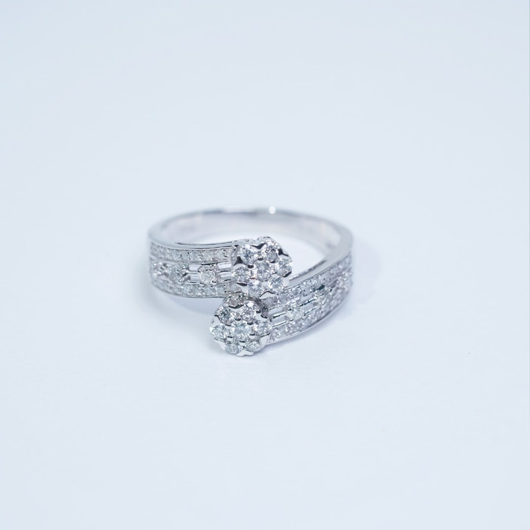 14k Gold 0.90 Ct Natural H Diamond Ring - 8
