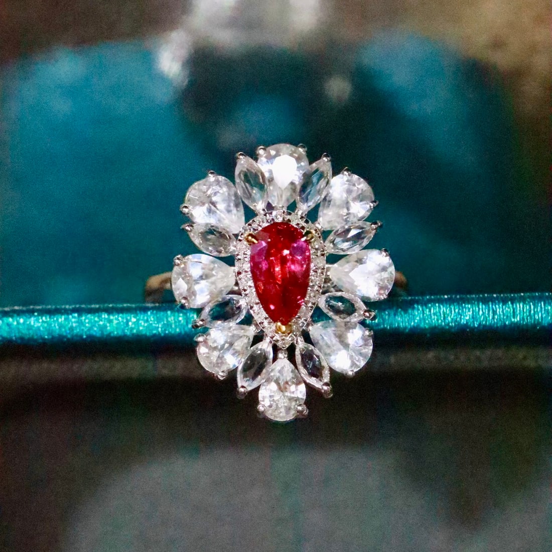 14k Gold 0.65 Ctw Natural Ruby & Diamond Ring - 4