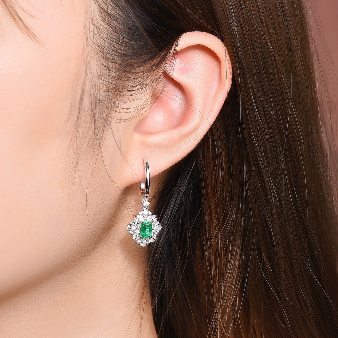 14k Gold 2.62 Ctw Vivid Green Natural Emerald & Sapphire Earrings - 7