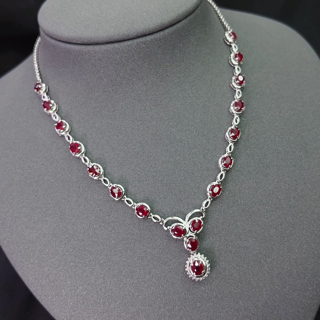 14k Gold 4.88 Ct Vivid Red Natural Ruby & Diamond Necklace (1 of 7)