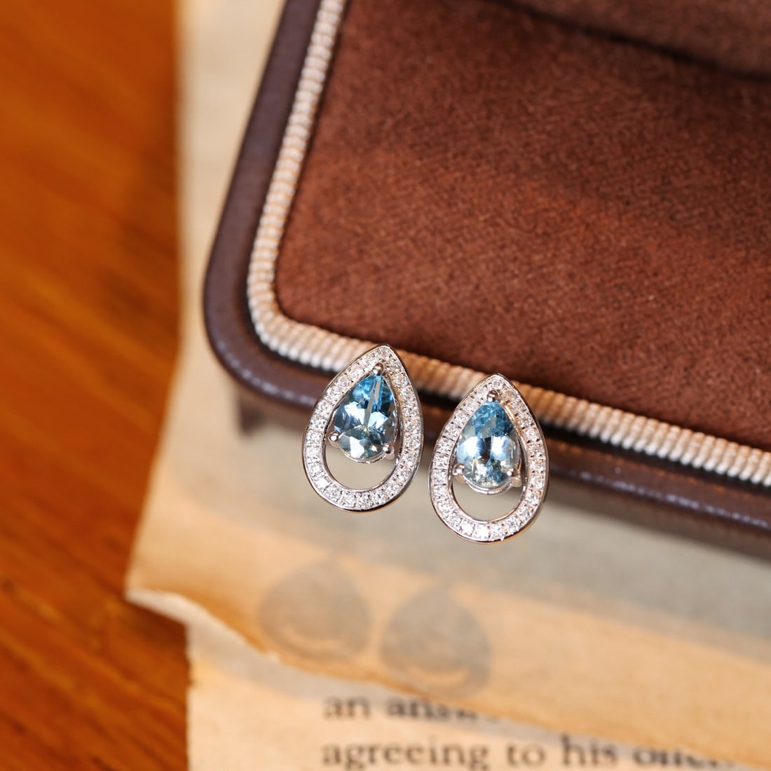 14k Gold 0.90 Ctw Natural Aquamarine & Diamond Earrings - 6