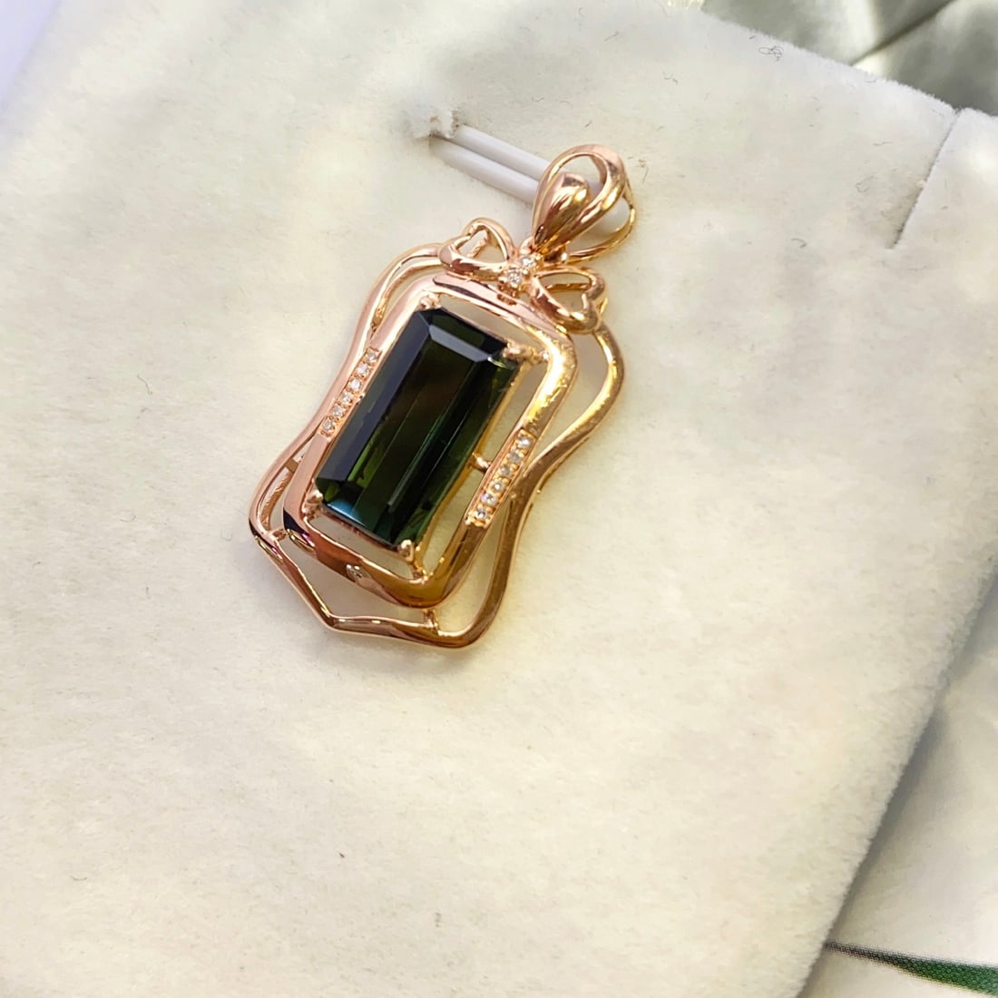 14k Gold 3.70 Ct Natural Tourmaline & Diamond Pendant( Without Chain ) - 2