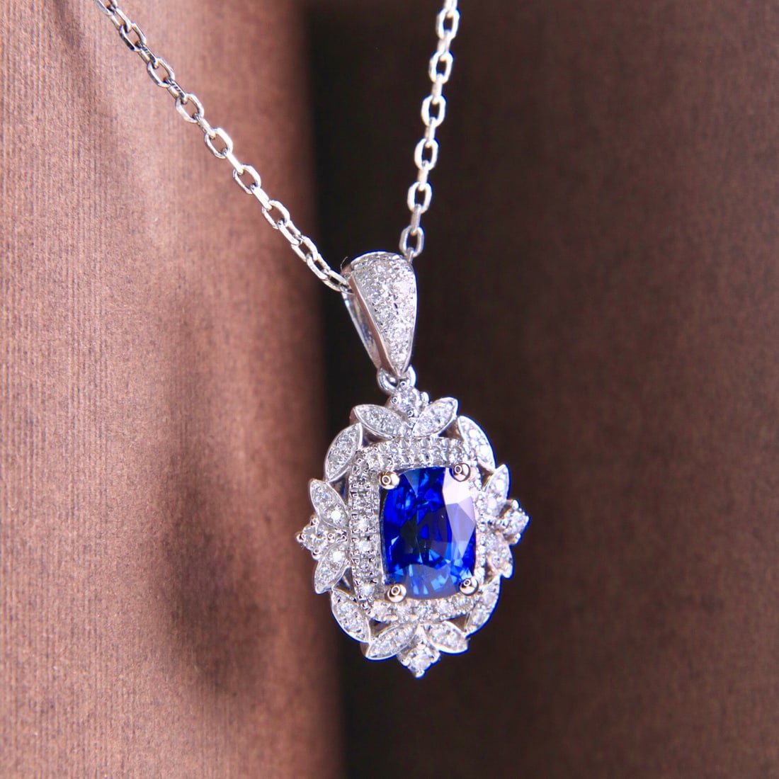 14k Gold 1.38 Ctw Natural Sapphire & Diamond Necklace - 6