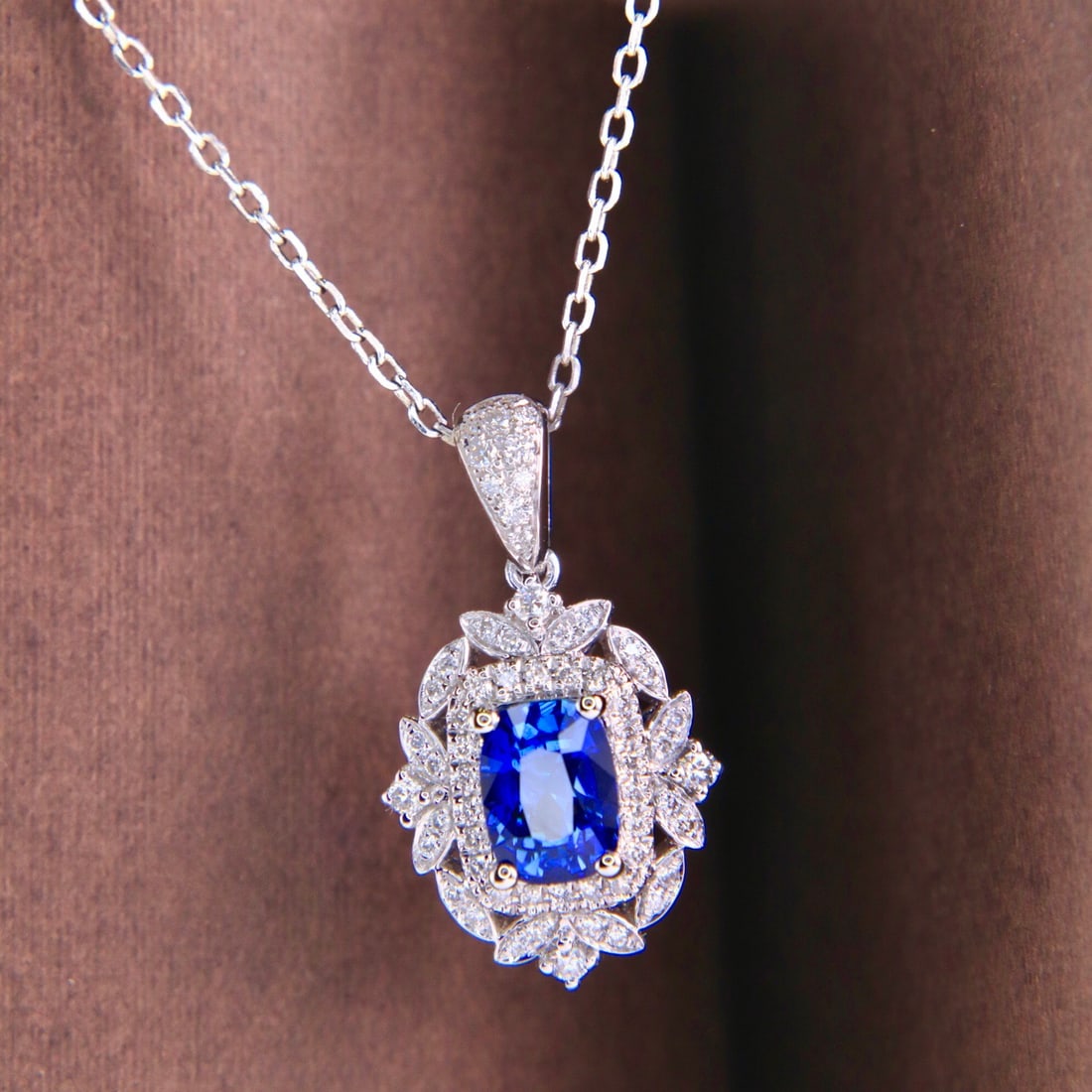 14k Gold 1.38 Ctw Natural Sapphire & Diamond Necklace - 7