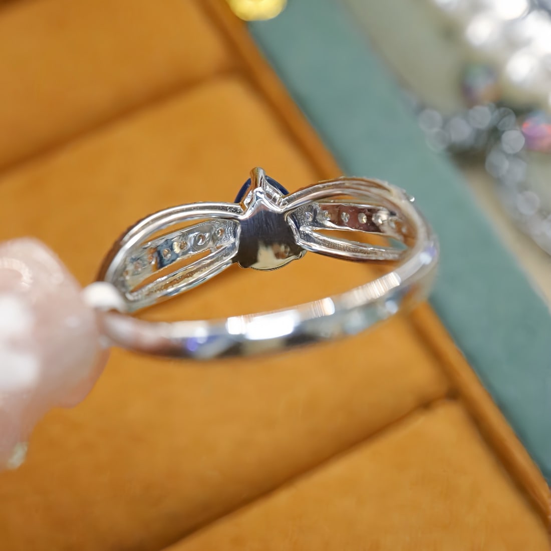 14k Gold 1.34 Ctw Natural Sapphire & Diamond Ring - 4