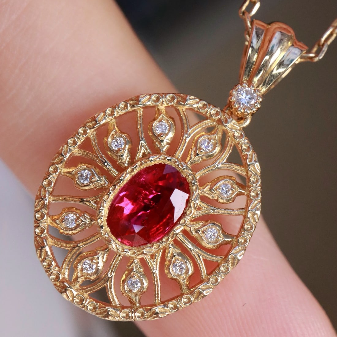 14k Gold 0.80 Ctw Vivid Red Natural Ruby & Diamond Pendant( Without Chain ) - 2