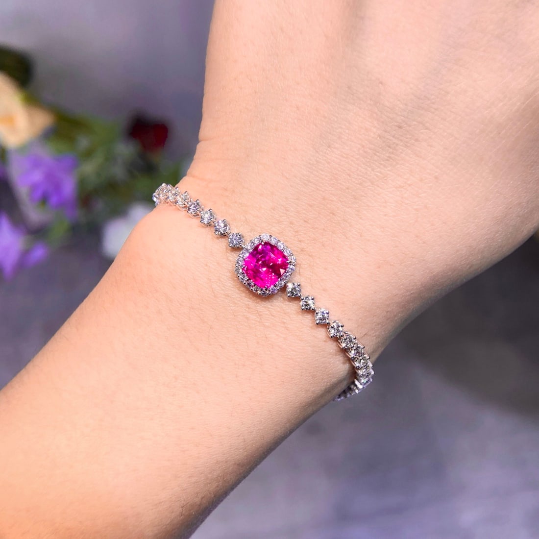 14k Gold 5.59 Ctw Natural Sapphire & Diamond Bracelet - 2