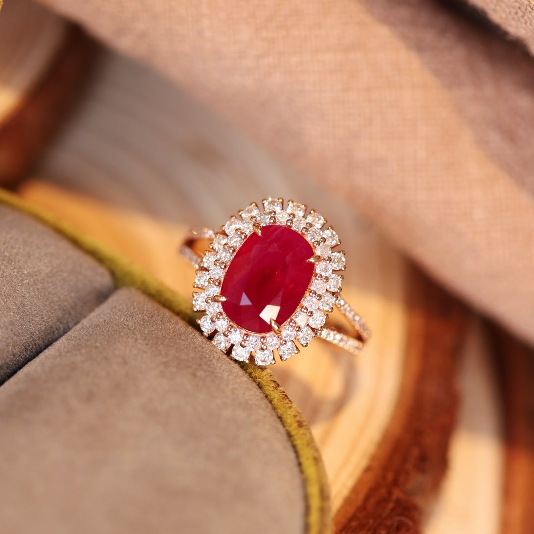 14k Gold 4.06 Ctw Vivid Red Natural Ruby & Diamond Ring - 2