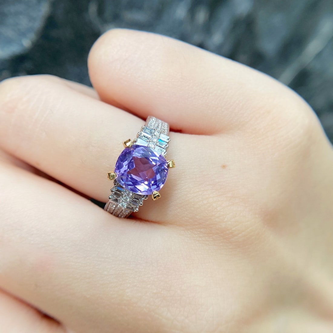 14k Gold 4.17 Ctw Natural Sapphire & Diamond Ring - 5