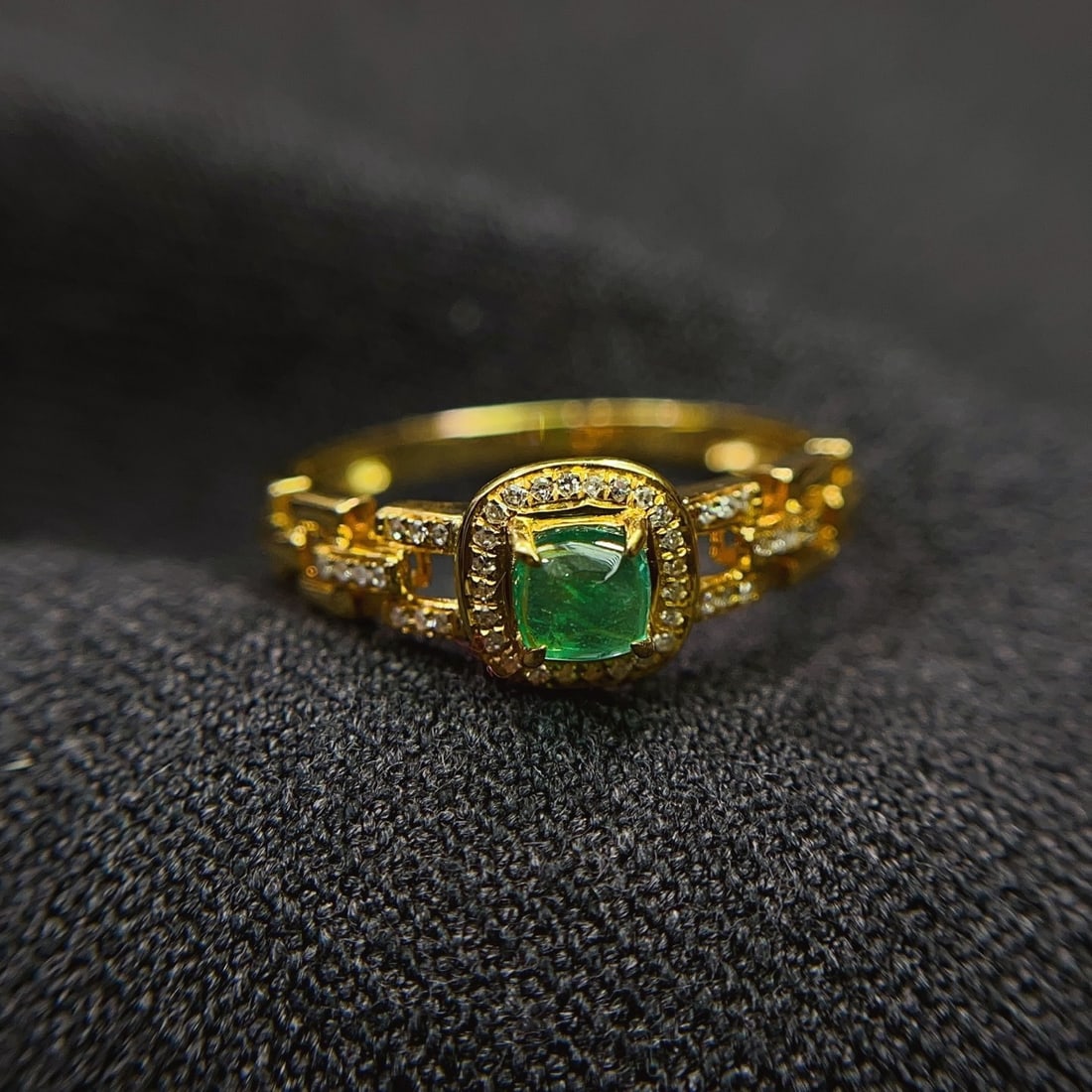 14k Gold 0.45 Ct Natural Emerald & Diamond Ring - 4