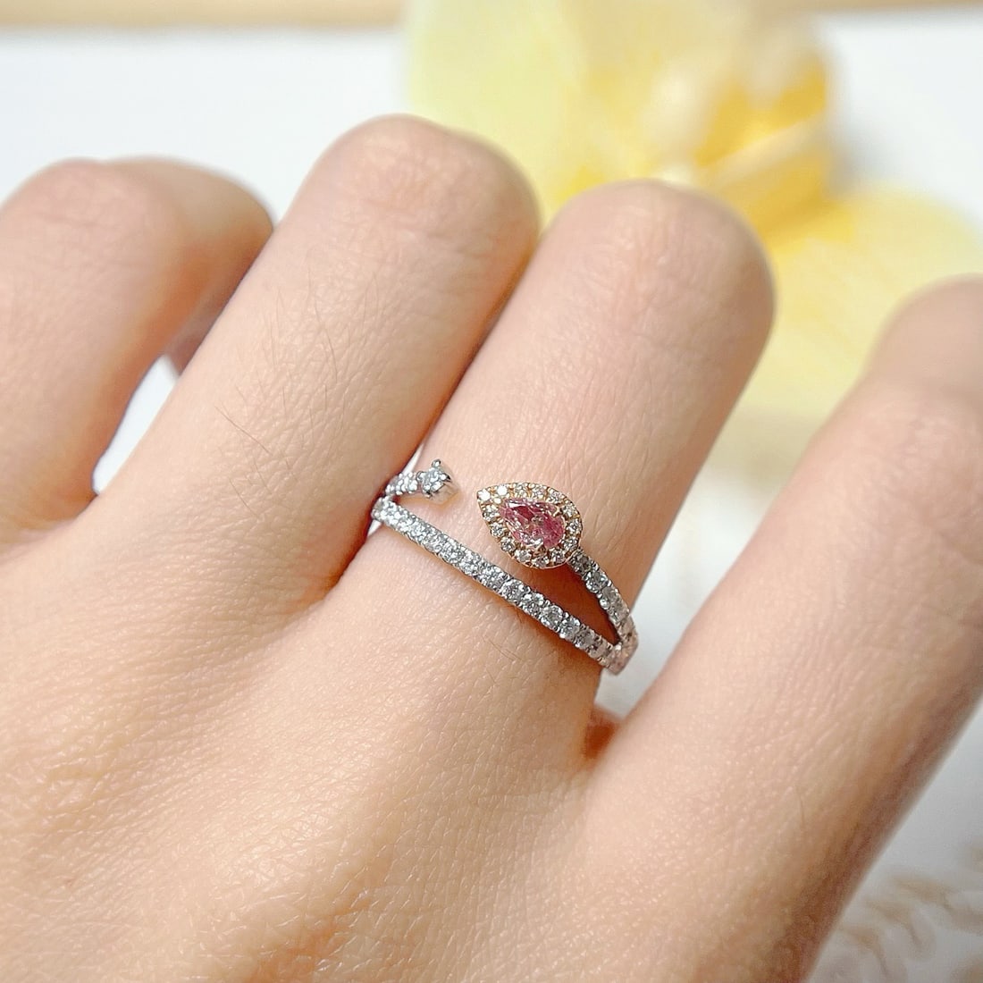 14k Gold 0.52 Ctw Natural Pink Diamond & Diamond Ring - 2