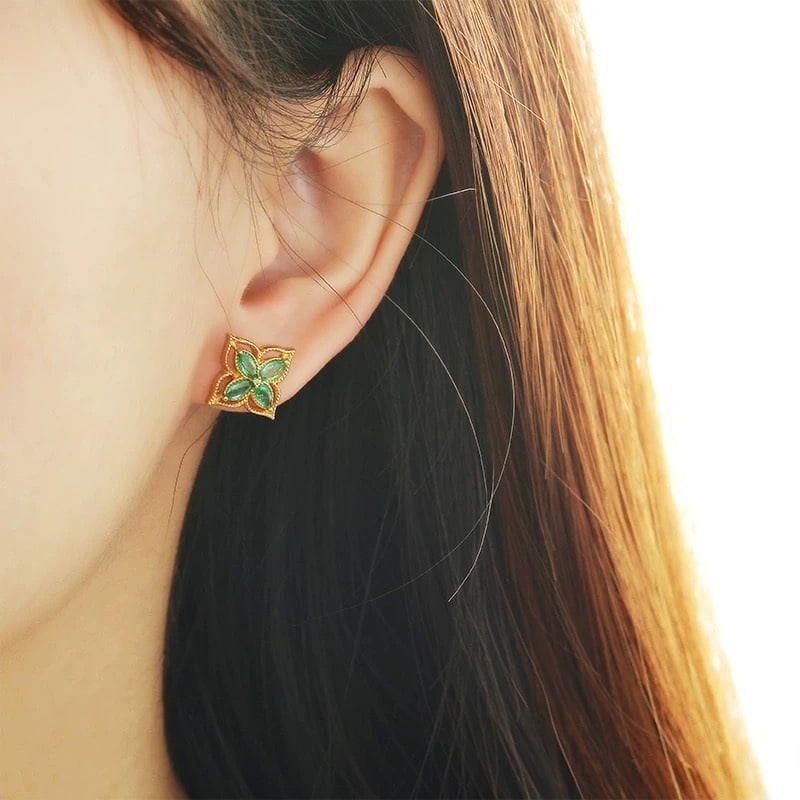 14k Gold 0.58 Ctw Natural Emerald & Diamond Earrings - 4