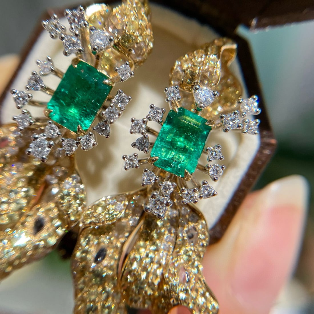 14k Gold 1.8 Ct Vivid Green Natural Emerald & Diamond Earrings - 3