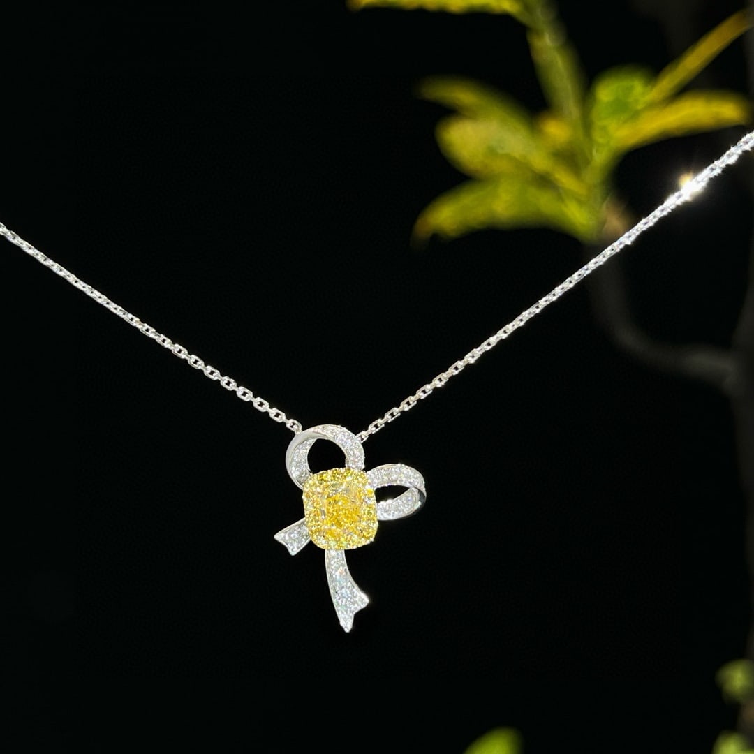 14k Gold 1.28 Ctw Natural Yellow Diamond & Diamond Necklace: Ref:230967250 // gold content:14k gold // main gemstone:yellow diamond // shape:cushion // carat weight:1. 00ct // color:yellow // treatment:natural // // adjacent gemstone 2 : diamond // shape:round