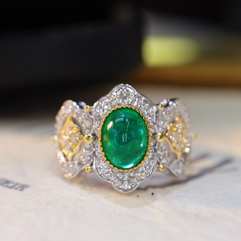 14k Gold 2.09 Ctw Vivid Green Natural Emerald & Diamond Ring: Ref:230968061 // gold content:14k gold // ring size:7. 25us // // main gemstone:emerald // shape:oval // carat weight:1. 5ct // color:vivid green // treatment:natural // // adjacent gemstone 2 :