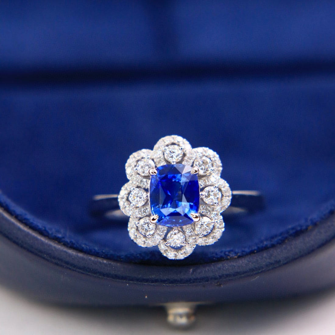 14k Gold 1.83 Ctw Natural Sapphire & Diamond Ring: Ref:230968085 // gold content:14k gold // ring size:7. 25us // // main gemstone:sapphire // shape:cushion // carat weight:1. 36ct // color:cornflower blue // treatment:natural // // adjacent gemstone
