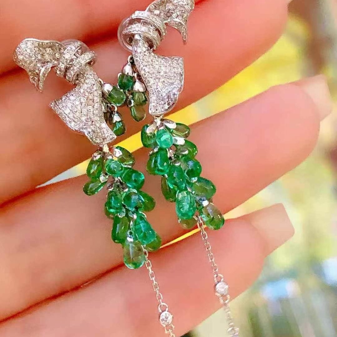 14k Gold 22 Ct Natural Emerald & Diamond Earrings - 2