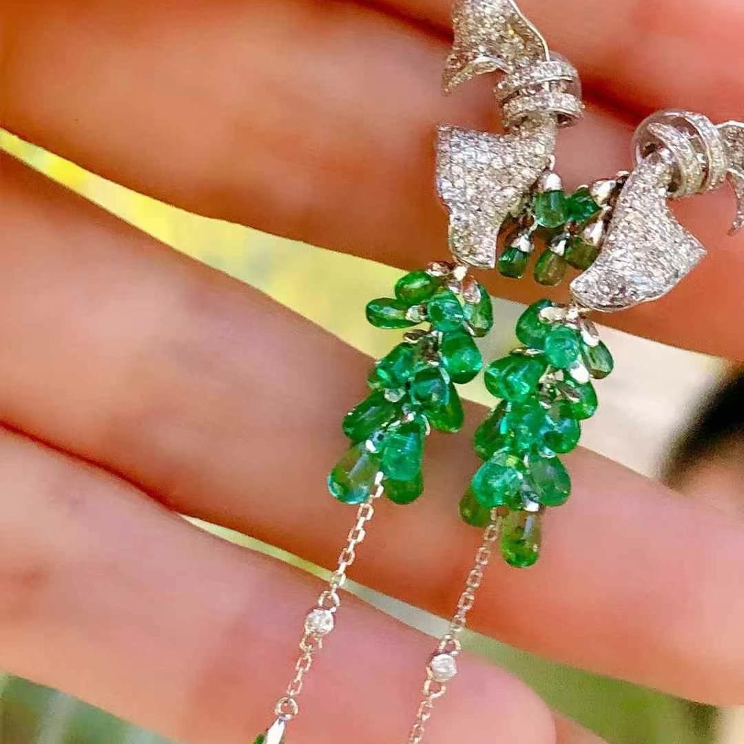 14k Gold 22 Ct Natural Emerald & Diamond Earrings - 3