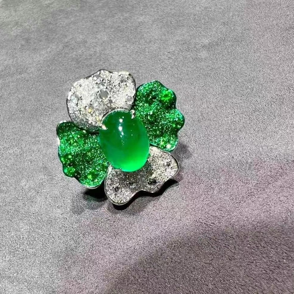 14k Gold 4 Ct Vivid Green Natural Emerald & Diamond Ring/pendant( Without Chain ): Ref:230968215 // gold content:14k gold // ring size:7. 25us // // main gemstone:emerald // shape:oval // carat weight:4ct // color:vivid green // treatment:natural // // adjacent gemstone 2 : diamond