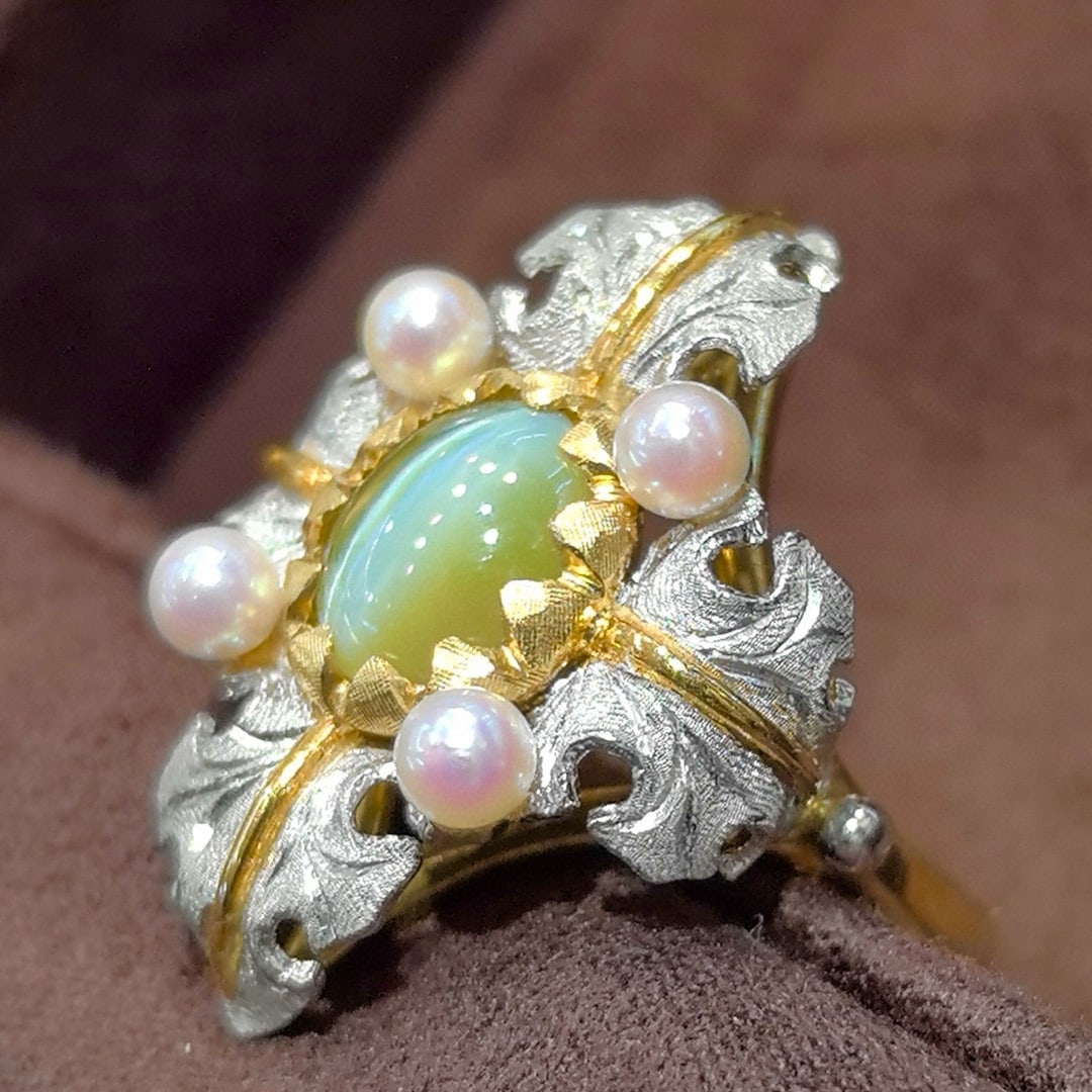 14k Gold 2.36 Ct Natural Cat's?Eye Ring: Ref:230968245 // gold content:14k gold // ring size:7. 25us // // main gemstone:cat's? Eye // shape:oval // carat weight:2. 36ct // color:yellow // treatment:natural // Condition: New Low Estimate:
