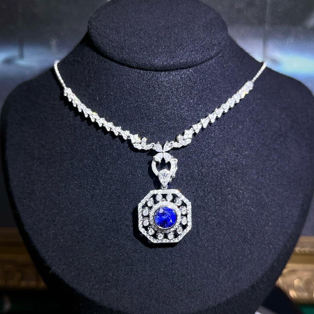 14k Gold 2.79 Ctw Natural Sapphire & Diamond Pendant( Without Chain ): Ref:230968406 // gold content:14k gold // main gemstone:sapphire // shape:round // carat weight:2. 02ct // color:royal blue // treatment:natural // cut grade:g // // adjacent gemstone 2 : diamond //