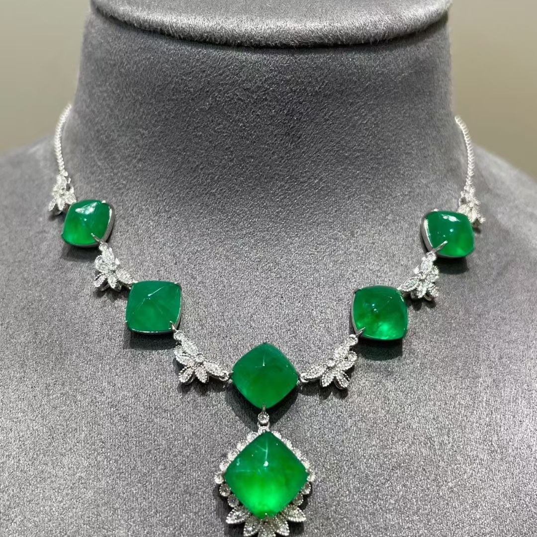 14k Gold 18.2 Ct Natural Emerald & Diamond Necklace - 2
