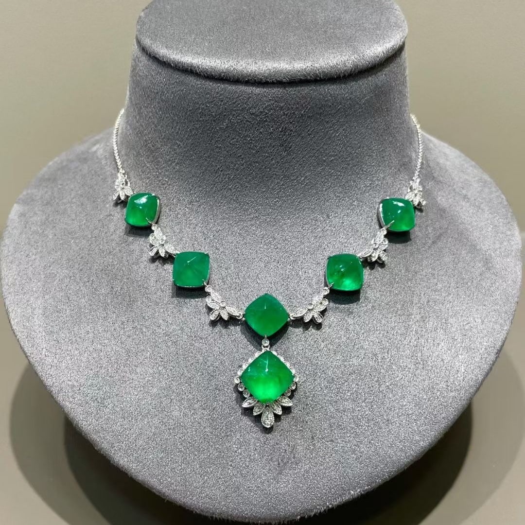 14k Gold 18.2 Ct Natural Emerald & Diamond Necklace - 4