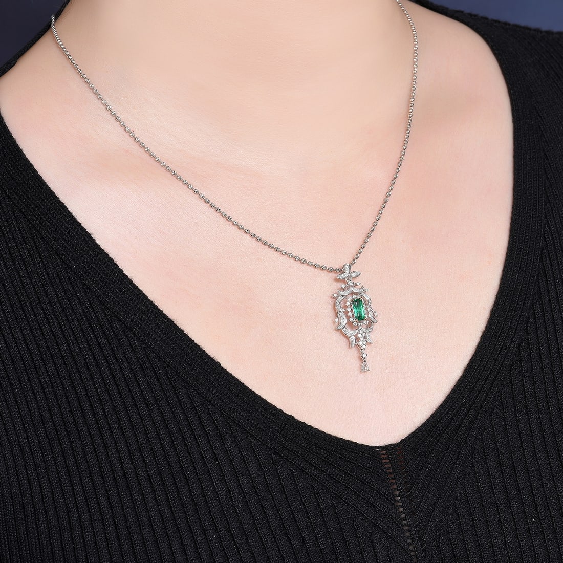 14k Gold 1.05 Ctw Natural Emerald & Diamond Pendant( Without Chain ) - 4