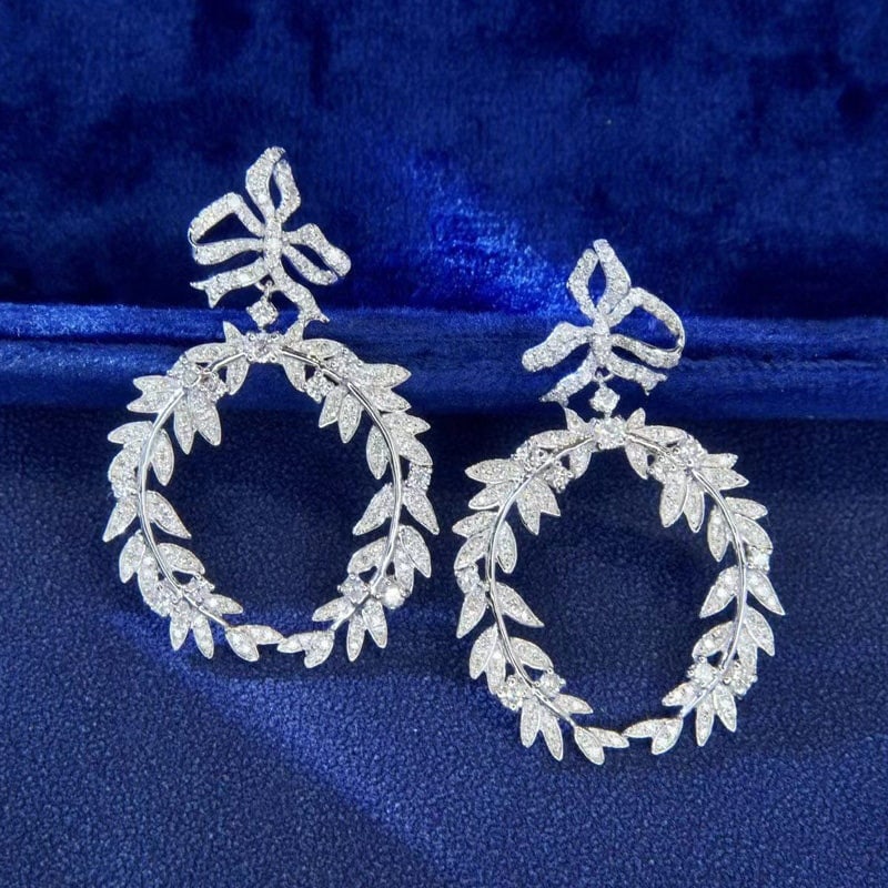 14k Gold 1.36 Ct Natural H Diamond Earrings: Ref:231137032 // gold content:14k gold // main gemstone:diamond // shape:round // carat weight:1. 36ct // clarity grade:vs-si // color:h // treatment:natural // cut grade:g // Condition: NewLow