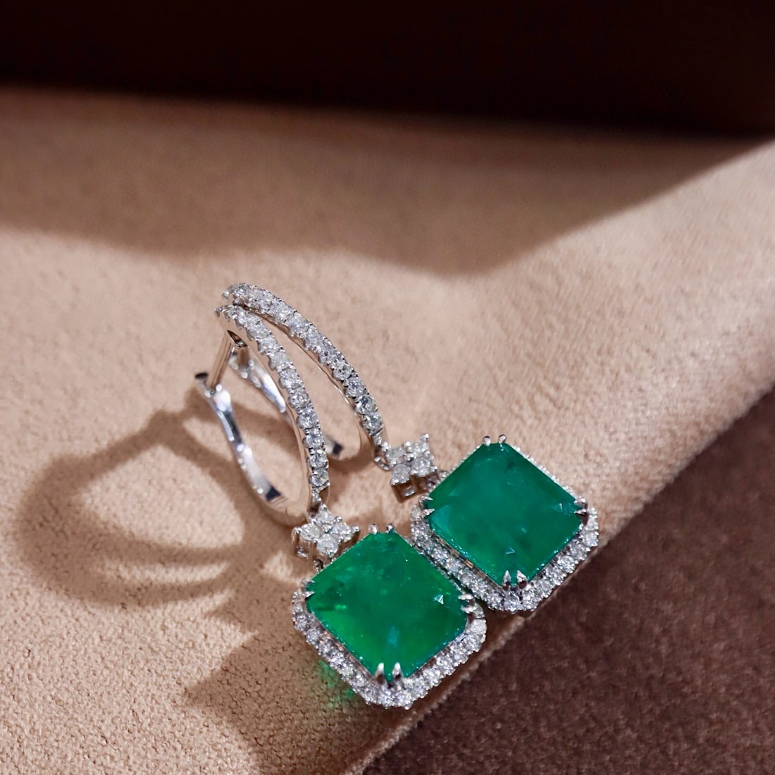 14k Gold 4.46 Ctw Natural Emerald & Diamond Earrings - 6