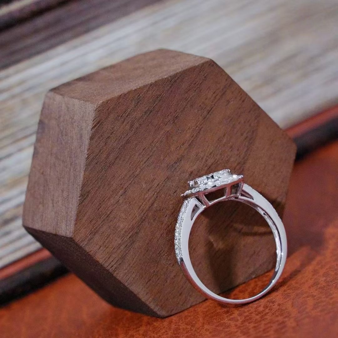 14k Gold 0.8 Ct Natural H Diamond Ring - 2