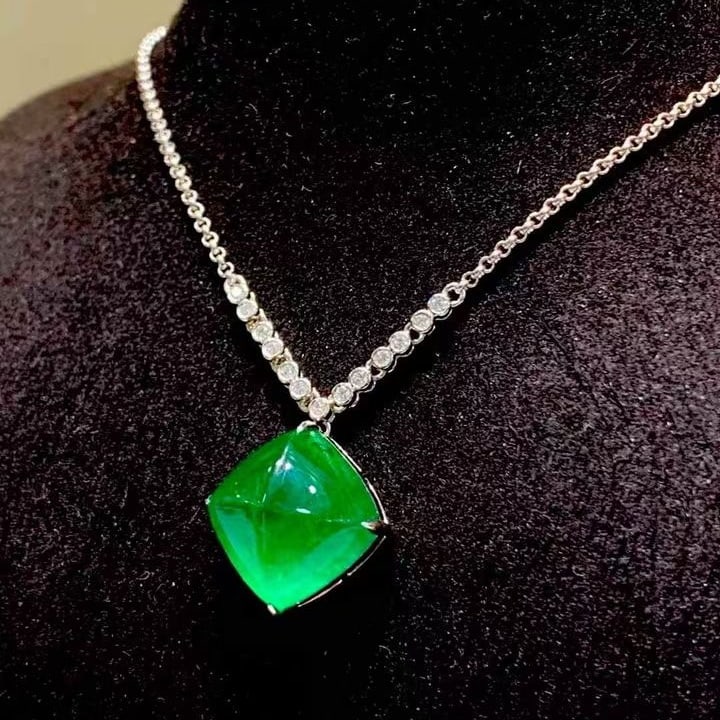 14k Gold 8.88 Ct Natural Emerald & Diamond Necklace - 2