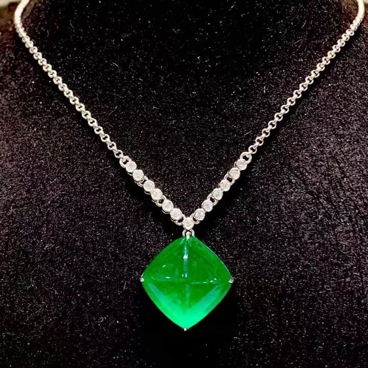 14k Gold 8.88 Ct Natural Emerald & Diamond Necklace - 3