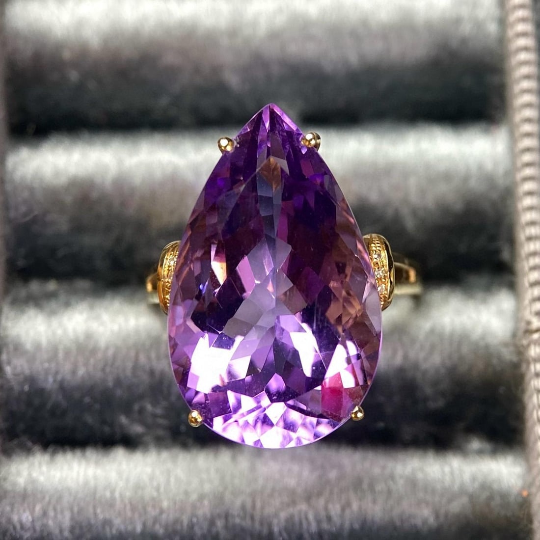 14k Gold 12.85 Ct Natural Amethyst & Diamond Ring (1 of 4)