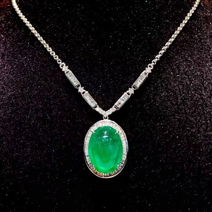 14k Gold 6.5 Ct Natural Emerald & Diamond Necklace - 3
