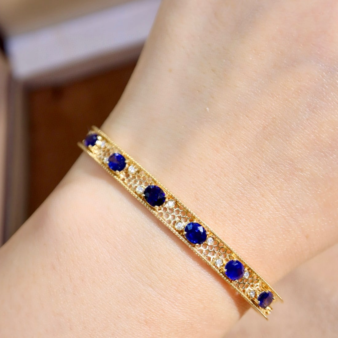 14k Gold 3.39 Ctw Natural Sapphire & Diamond Bangle - 8
