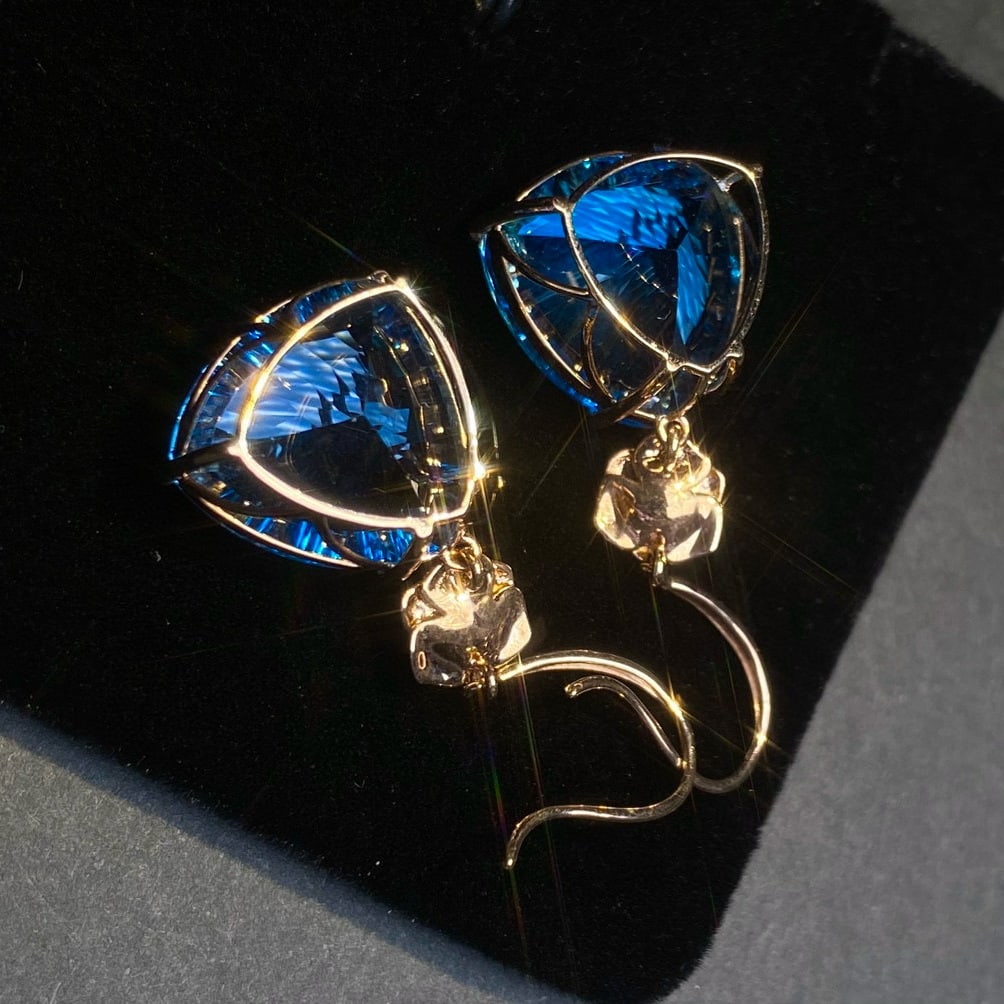 14k Gold 20.48 Ct Natural Topaz & Diamond Earrings - 4