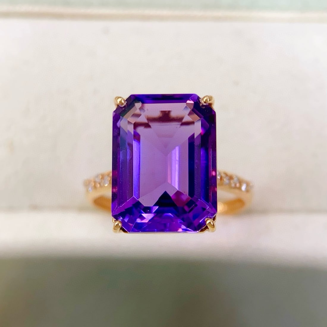 14k Gold 7.95 Ctw Natural Amethyst & Diamond Ring - 3