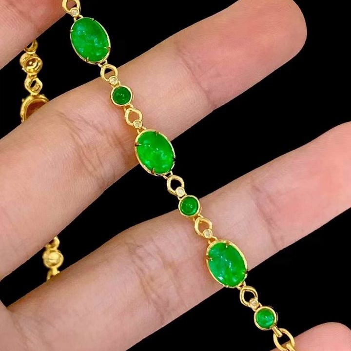 14k Gold 10.5 Ct Natural Emerald & Diamond Bracelet - 2
