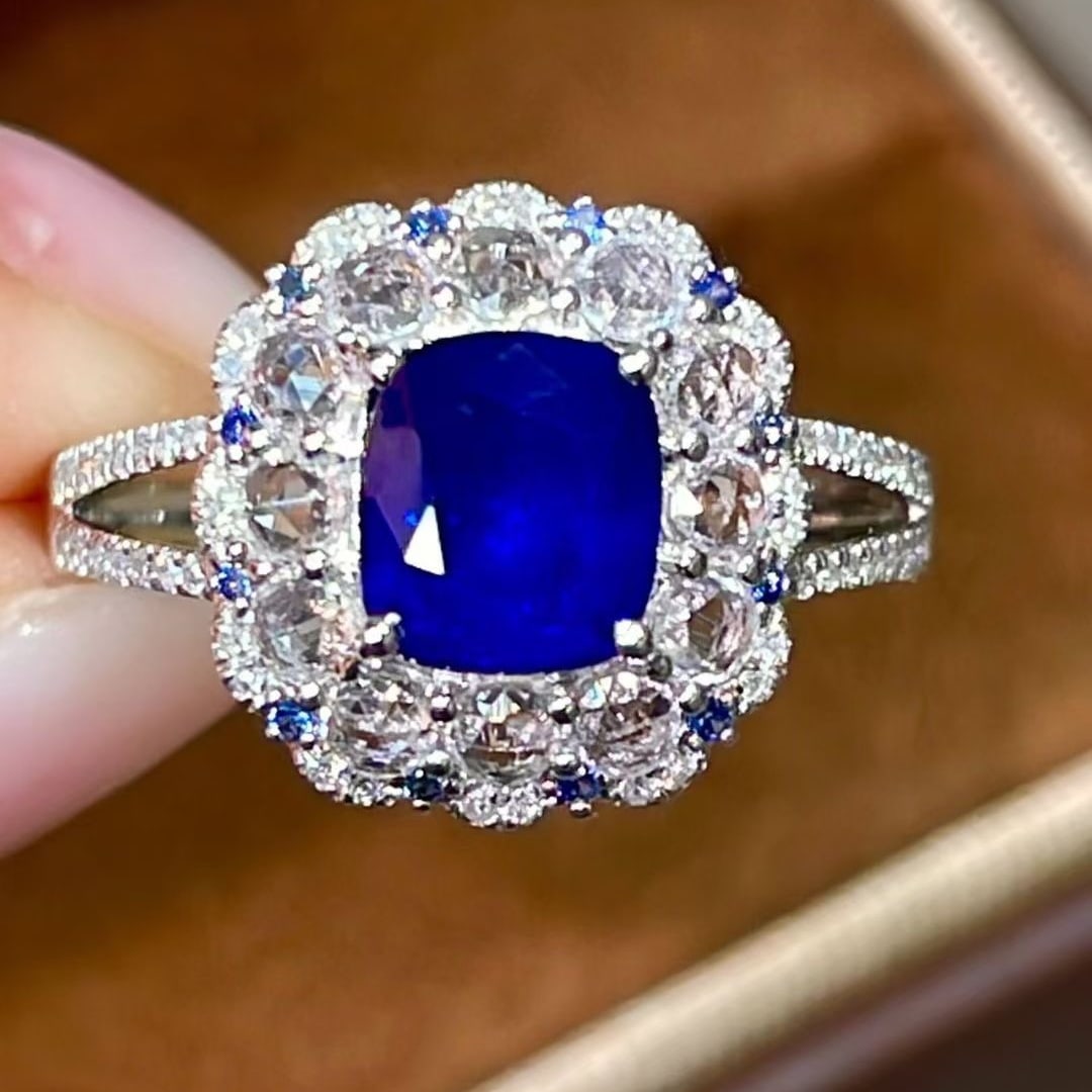 14k Gold 1.7 Ctw Natural Sapphire & Diamond Ring - 4