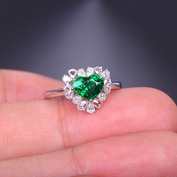 14k Gold 2.01 Ctw Vivid Green Natural Tsavorite & Diamond Ring - 7