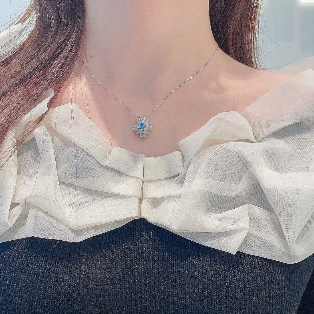 14k Gold 1.17 Ctw Natural Blue Diamond & Diamond Necklace - 2