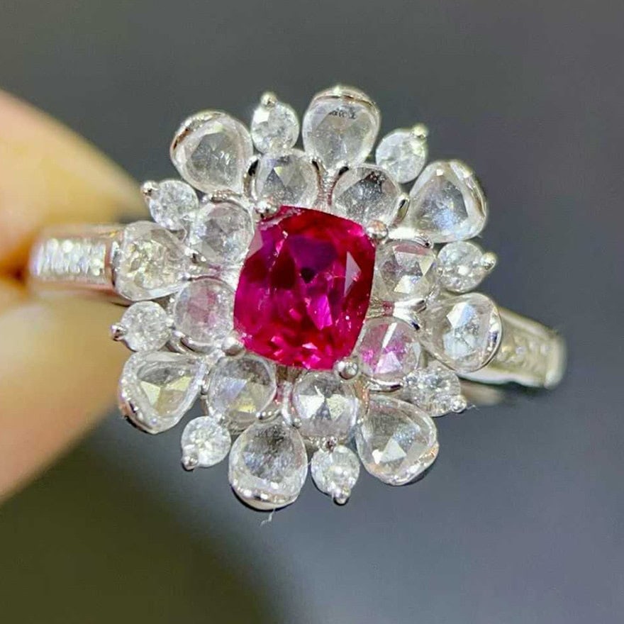 14k Gold 1.22 Ctw Natural Ruby & Diamond Ring: Ref:231138058 // gold content:14k gold // ring size:7. 25us // // main gemstone:ruby // shape:cushion // carat weight:0. 55ct // color:red // treatment:natural // // adjacent gemstone 2 : diamond // s
