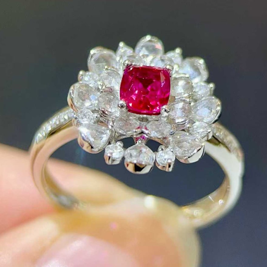 14k Gold 1.22 Ctw Natural Ruby & Diamond Ring - 2
