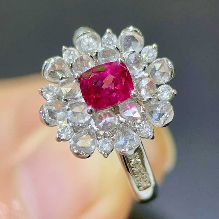 14k Gold 1.22 Ctw Natural Ruby & Diamond Ring - 3