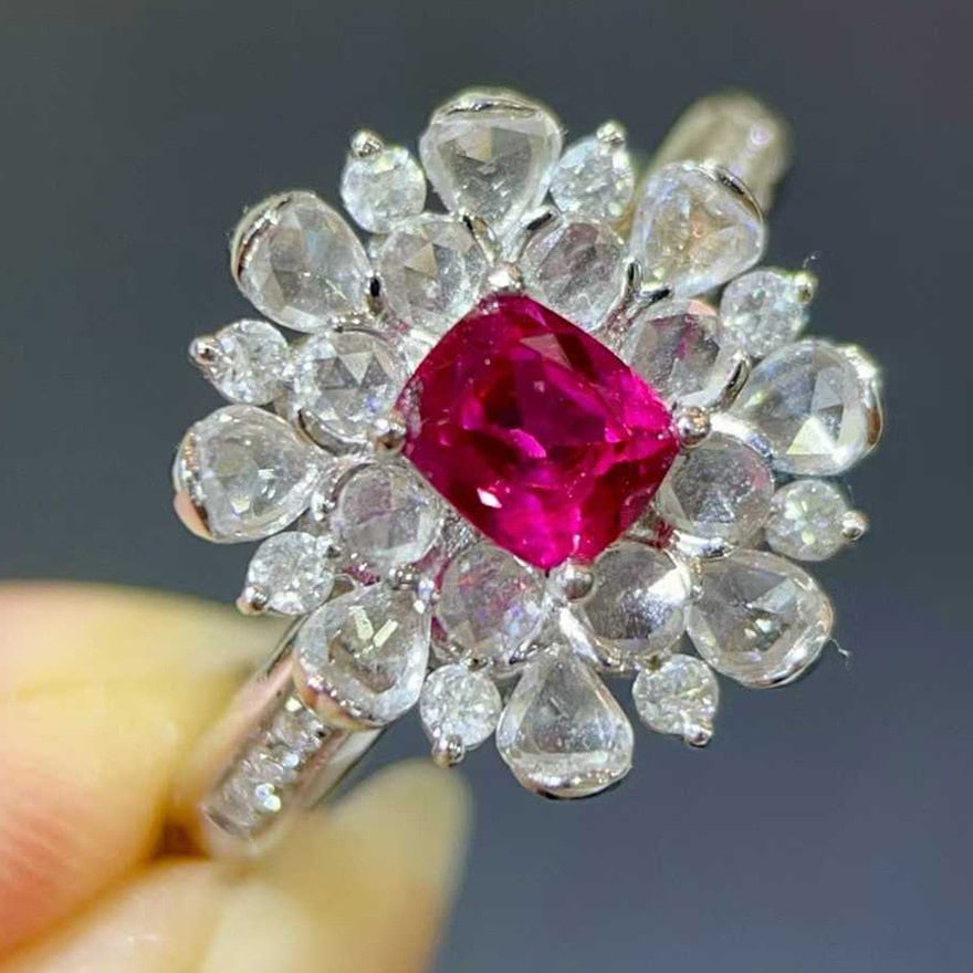 14k Gold 1.22 Ctw Natural Ruby & Diamond Ring - 4