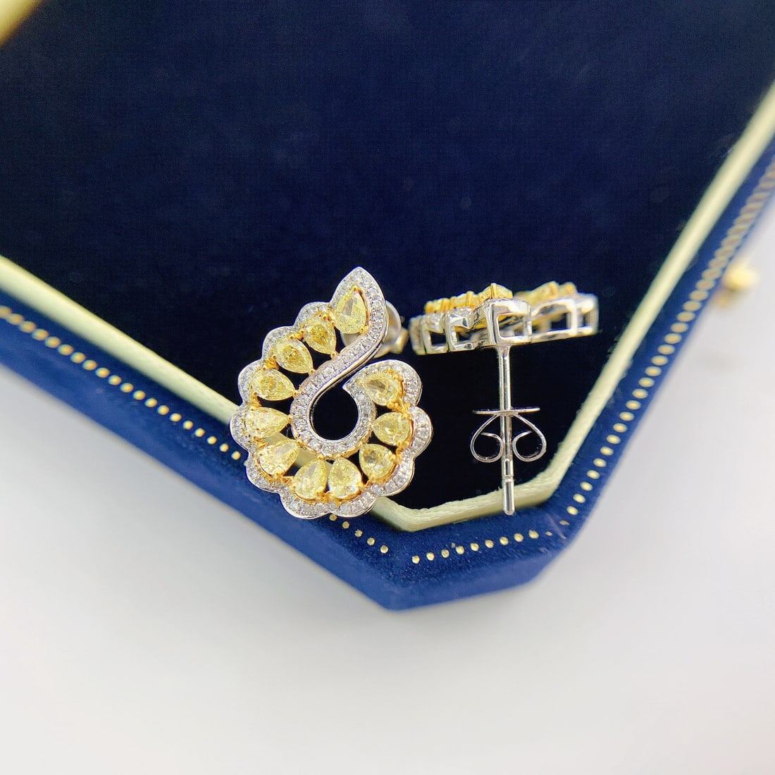 14k Gold 1.78 Ctw Natural Yellow Diamond & Diamond Earrings - 3