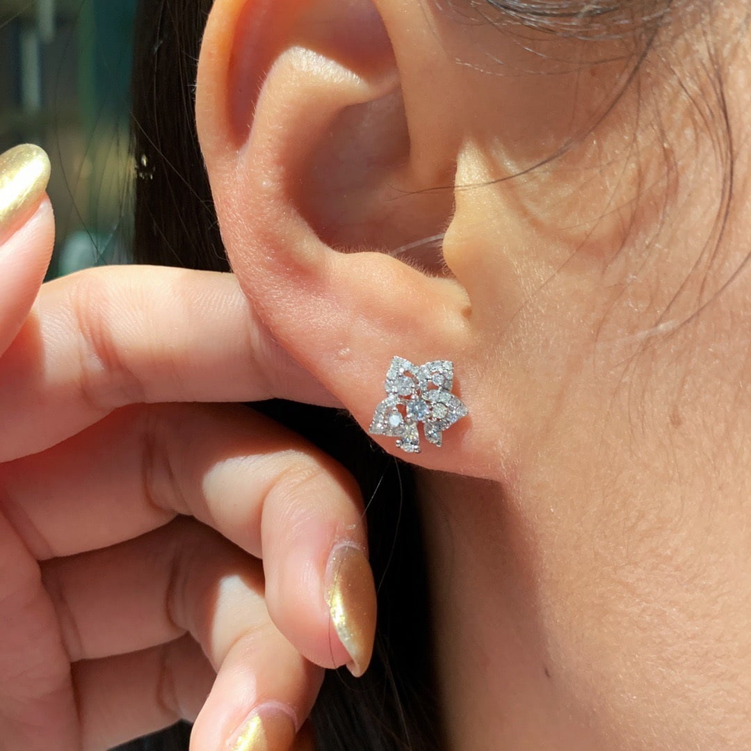 14k Gold 0.7 Ct Natural H Diamond Earrings - 4